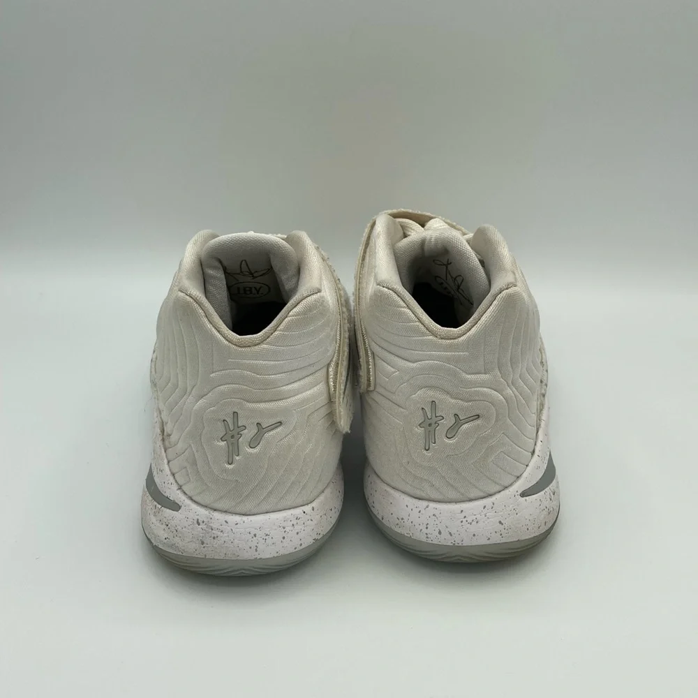 Nike Kyrie 2‎ White Speckle 826673 - 107